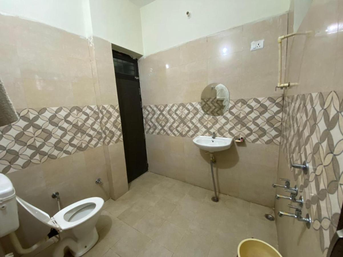 אורצ'ה Farm Green View Resort מראה חיצוני תמונה