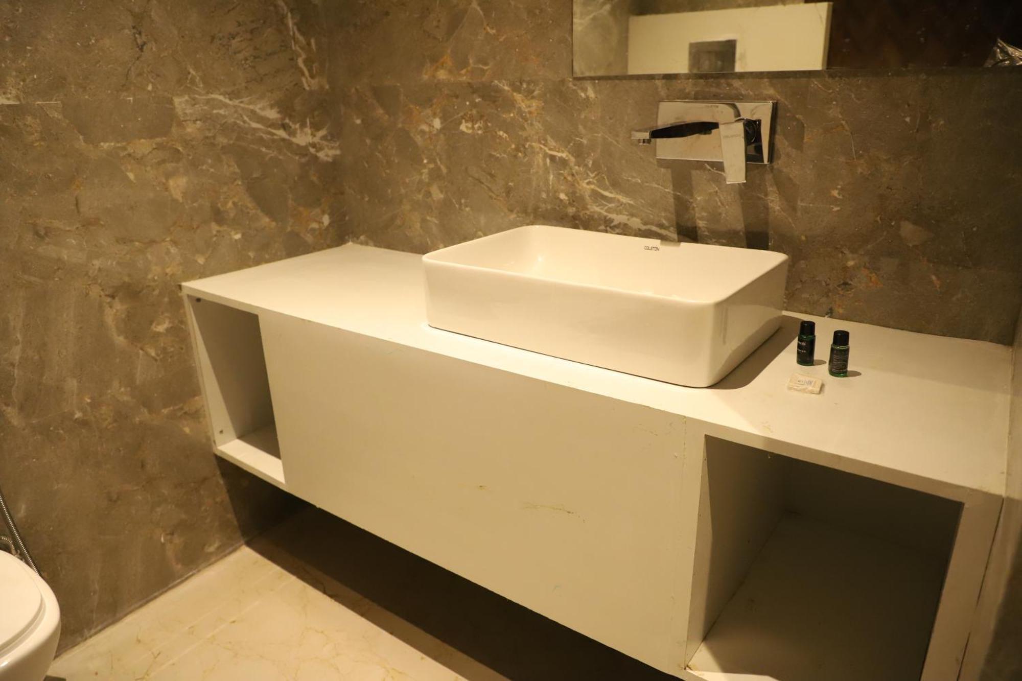 אורצ'ה Farm Green View Resort מראה חיצוני תמונה